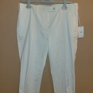 # 151 NWT Armani White Trousers w/ Pockets
